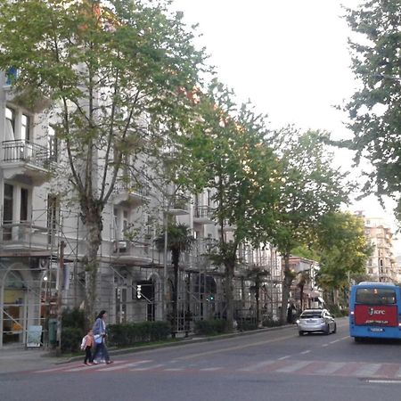 באטומי City View Apartment On Gorgiladze 1 מראה חיצוני תמונה