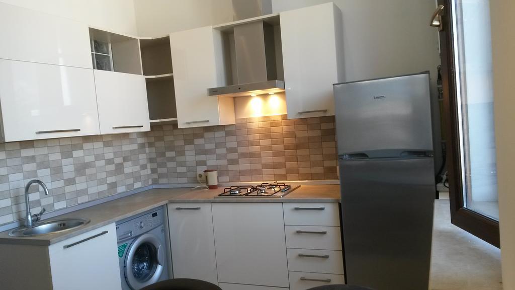 באטומי City View Apartment On Gorgiladze 1 מראה חיצוני תמונה